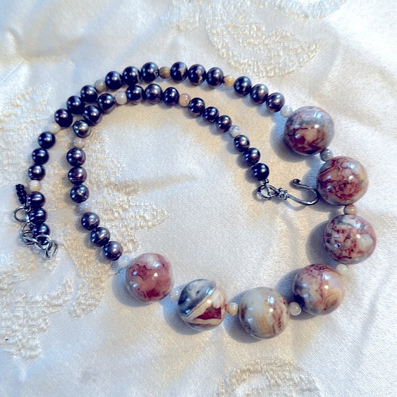 Santa Fe Agate Beaded Necklace - Picture 2 of 5
